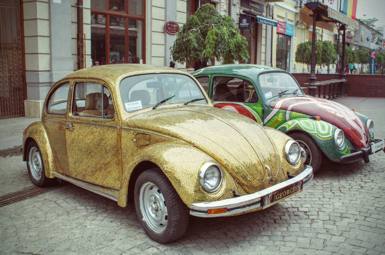 Latest Business Insights, Market Trends, and Global Economy Updates